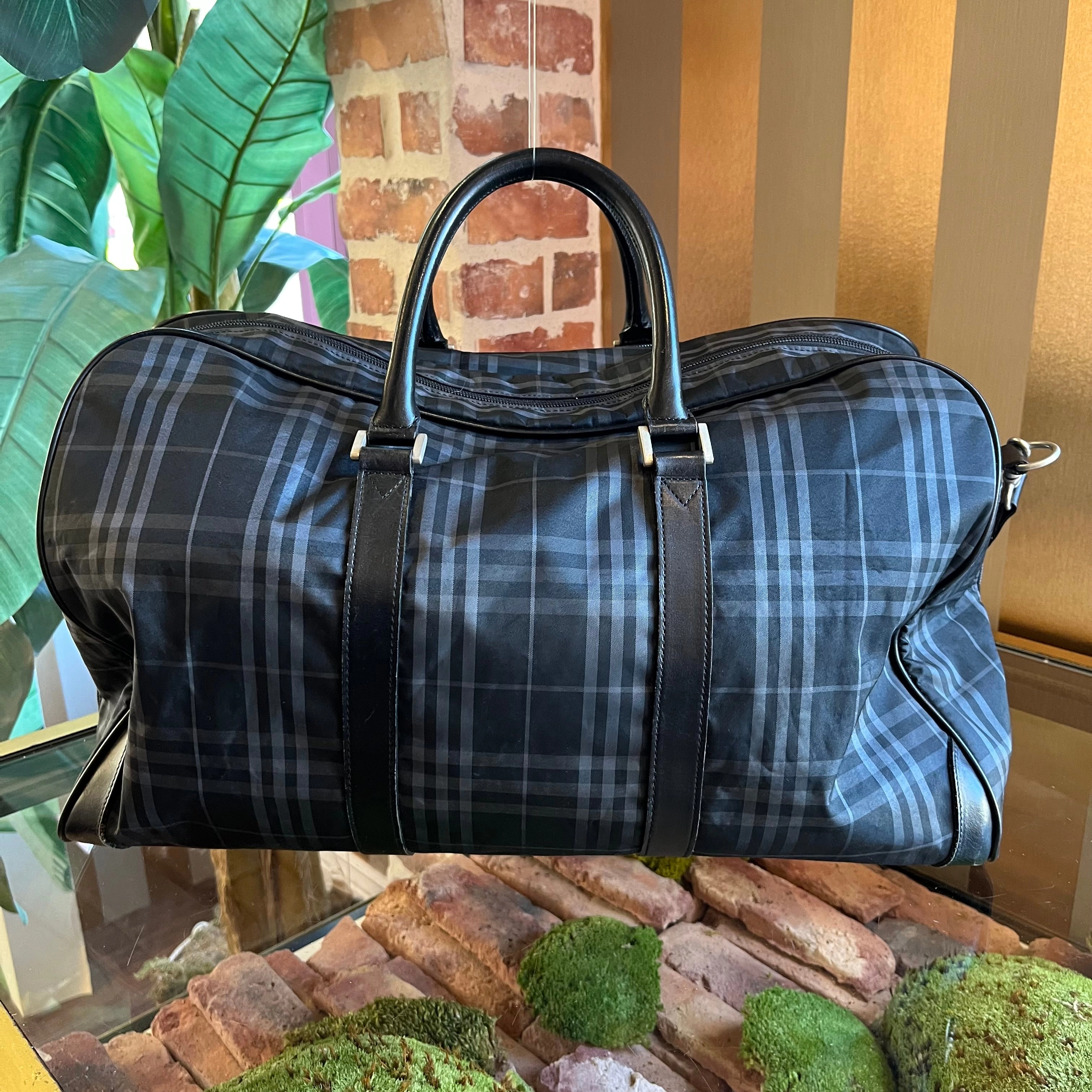 BURBERRY Golf Boston Check Black Nylon Duffle