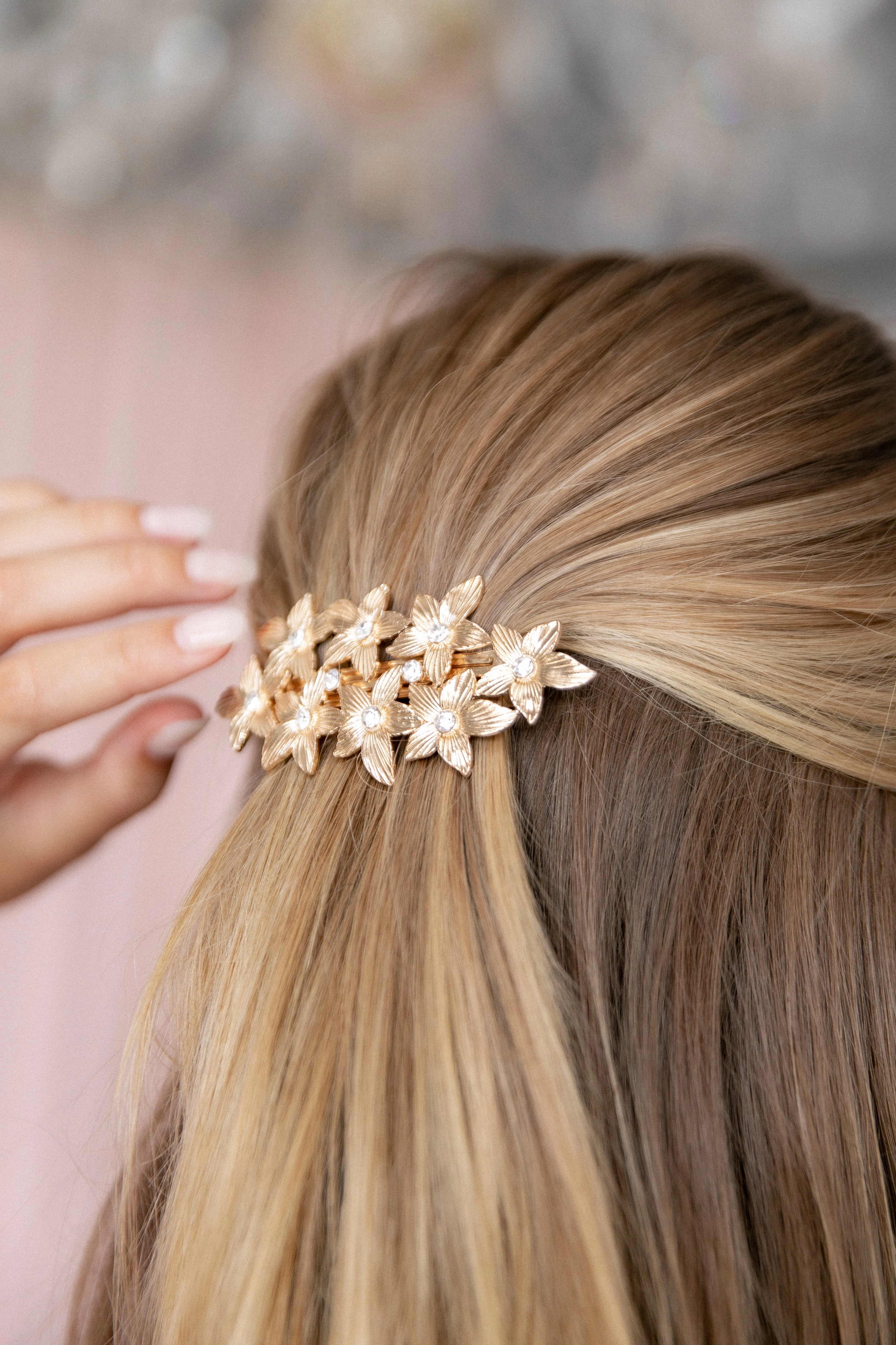 Celeste Embellished Hairclip - Gold