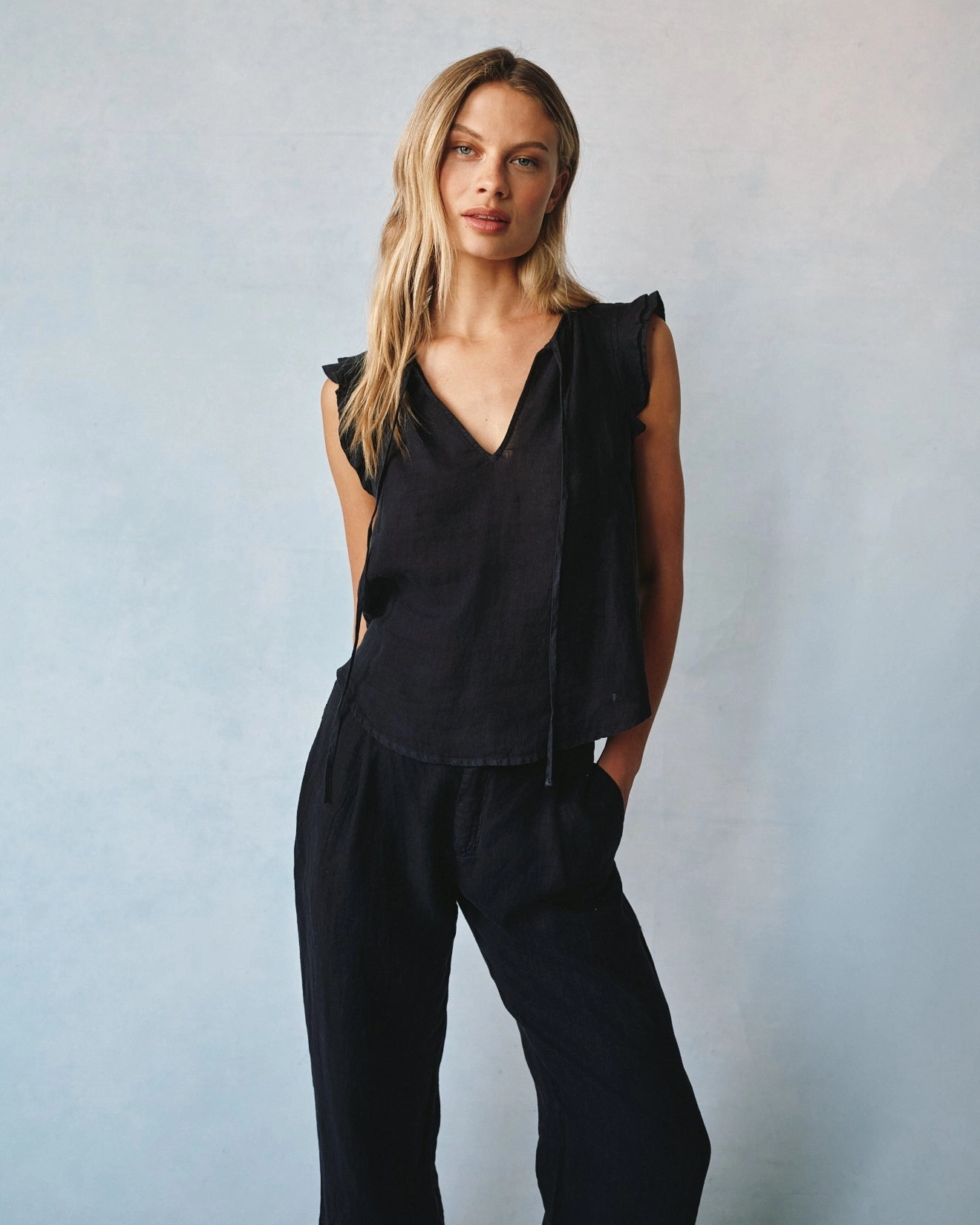 Linen Ruffle Sleeve Top - Black