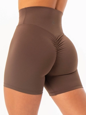 NKD High Waisted Scrunch Shorts - Chocolate