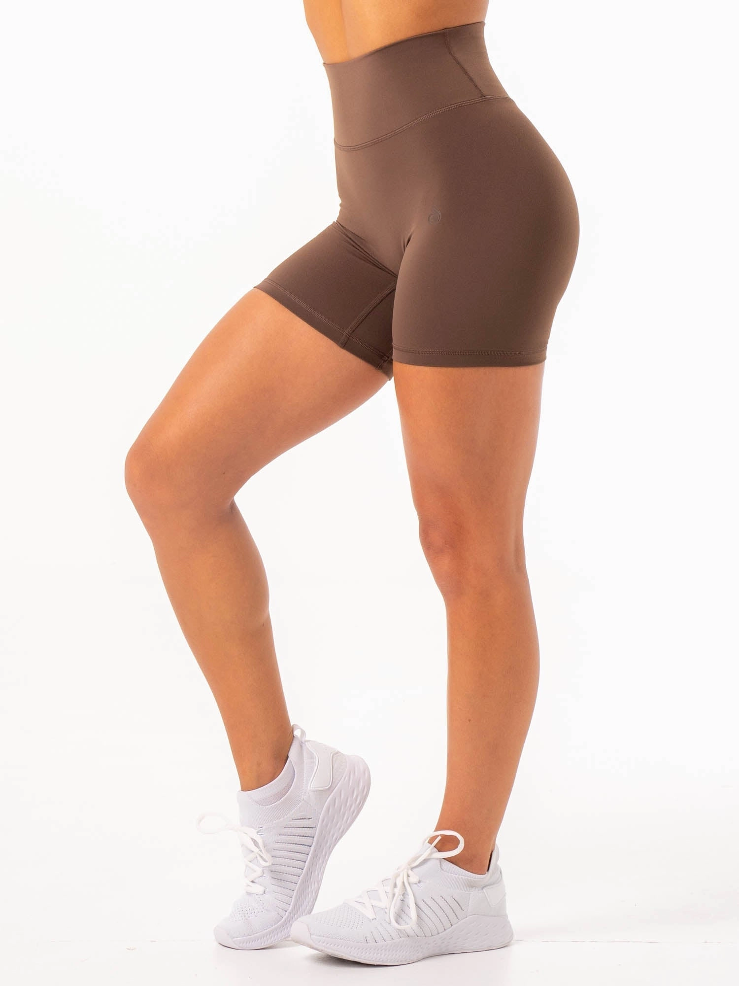 NKD High Waisted Scrunch Shorts - Chocolate
