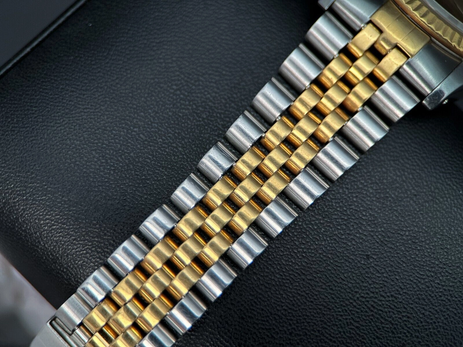 Rolex Datejust 36 16233 Steel & Yellow Gold Jubilee Champagne Dial Watch
