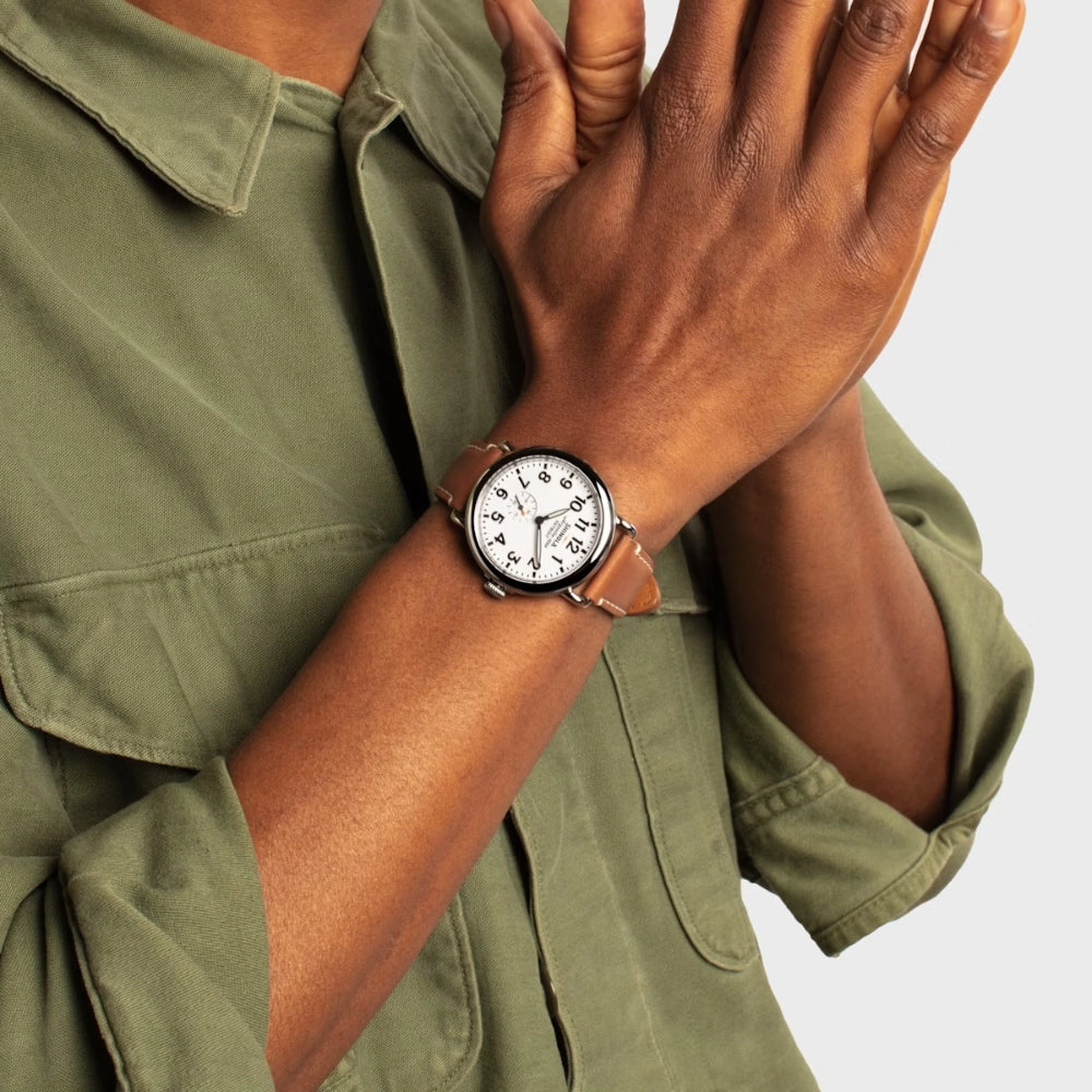 Shinola Runwell 41mm, White Dial/Brown Leather Strap