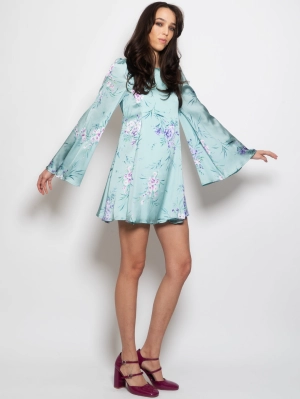 Short Dress in Green Fluid Satin