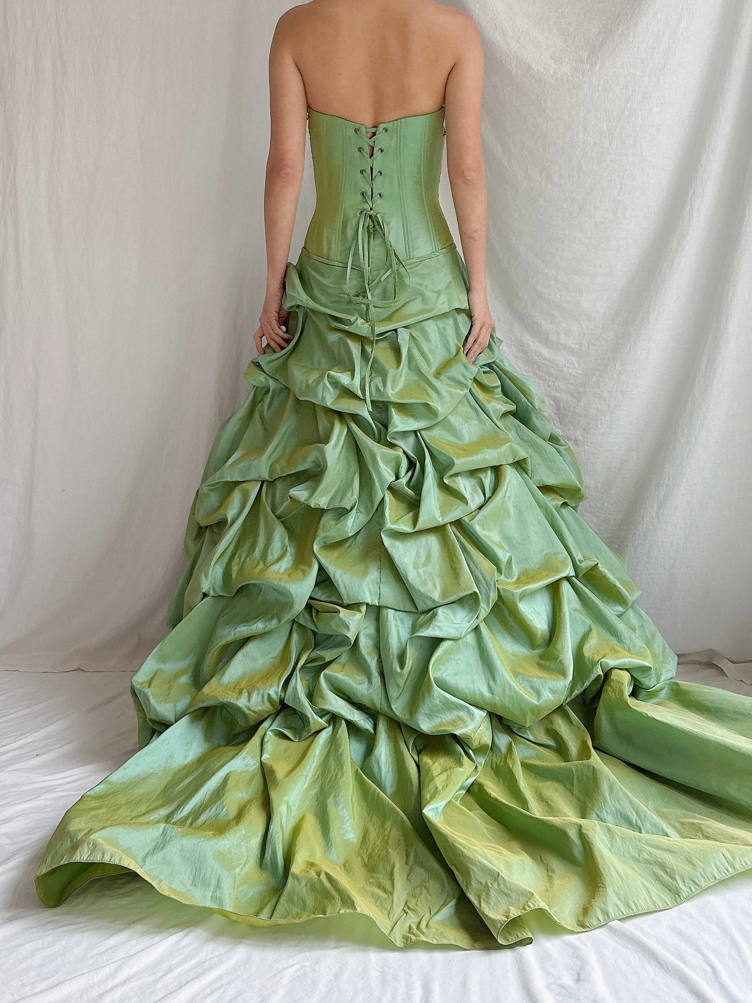 Vintage Alliage Paris Ruche Iridescent Gown - XS-M